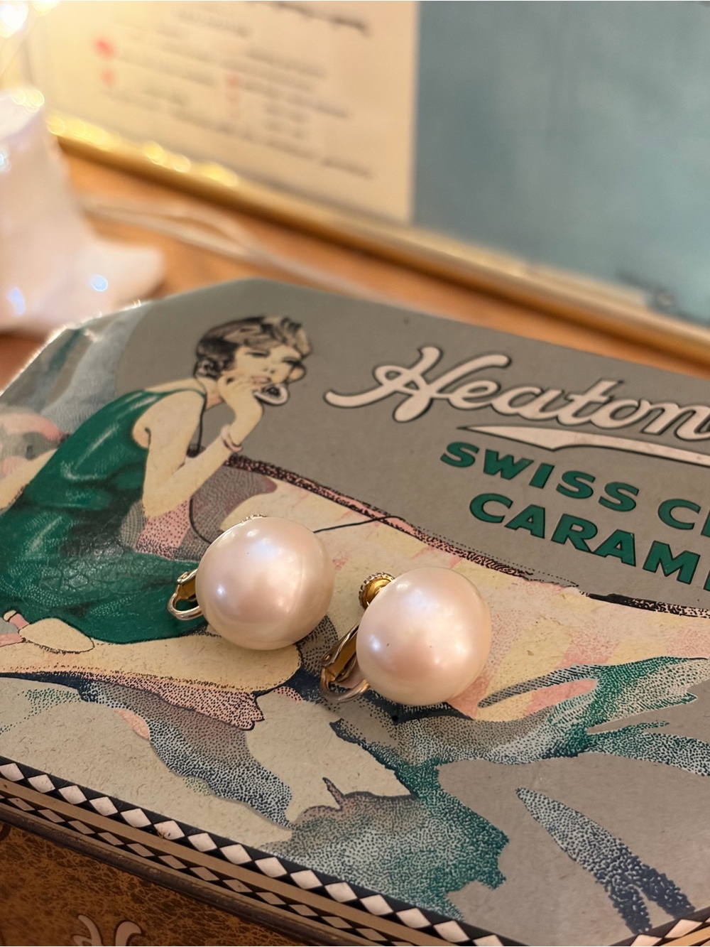 Vintage 1950s/60s Signed MARVELLA Large Faux Pearl Button Earrings 🤍✨